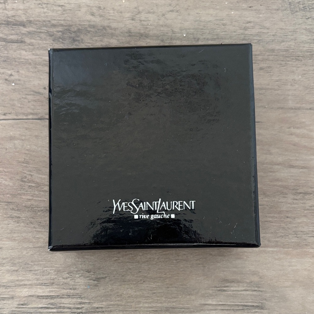Yves Saint Laurent  Box